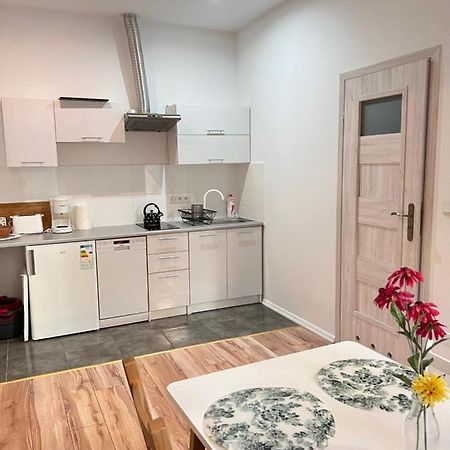 Apartament Lubicz Krakow Bagian luar foto