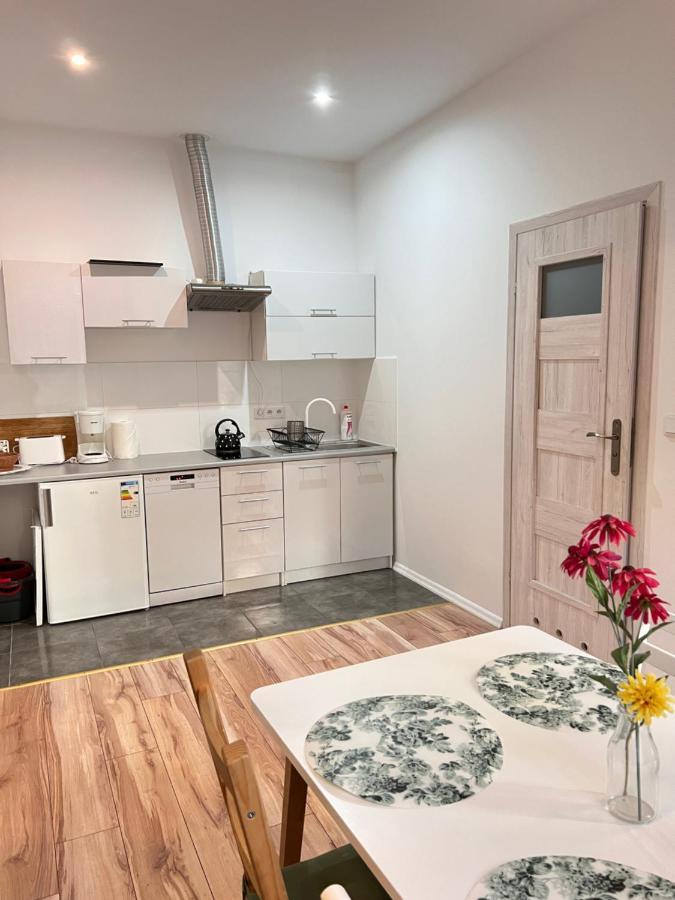 Apartament Lubicz Krakow Bagian luar foto